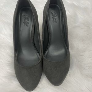 The cutest! Worn once